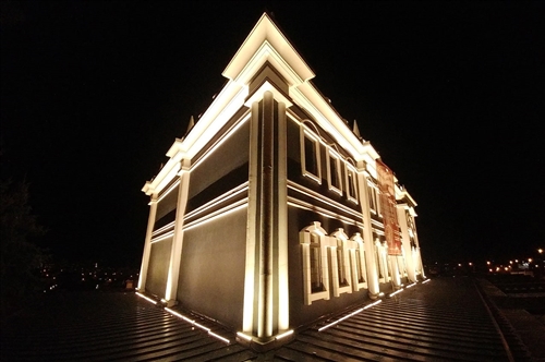 Liva Patisseries Facade Led Lighting Project